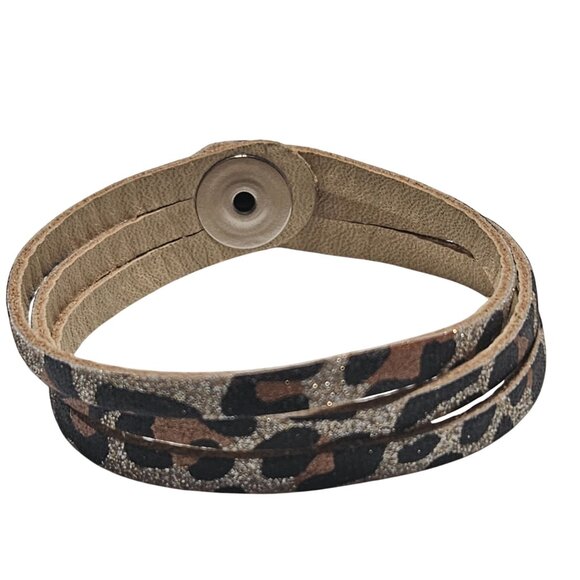 Retro 80s Leather Leopard Print Wrap Bracelet Magnetic Clasp Fashion Jewelry - Picture 1 of 4